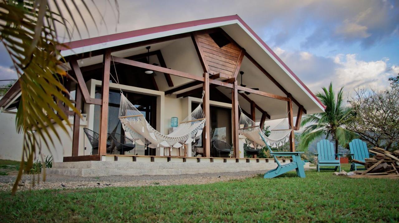 Surf Synergy All-Inclusive Surf Retreat Jaco Exterior photo